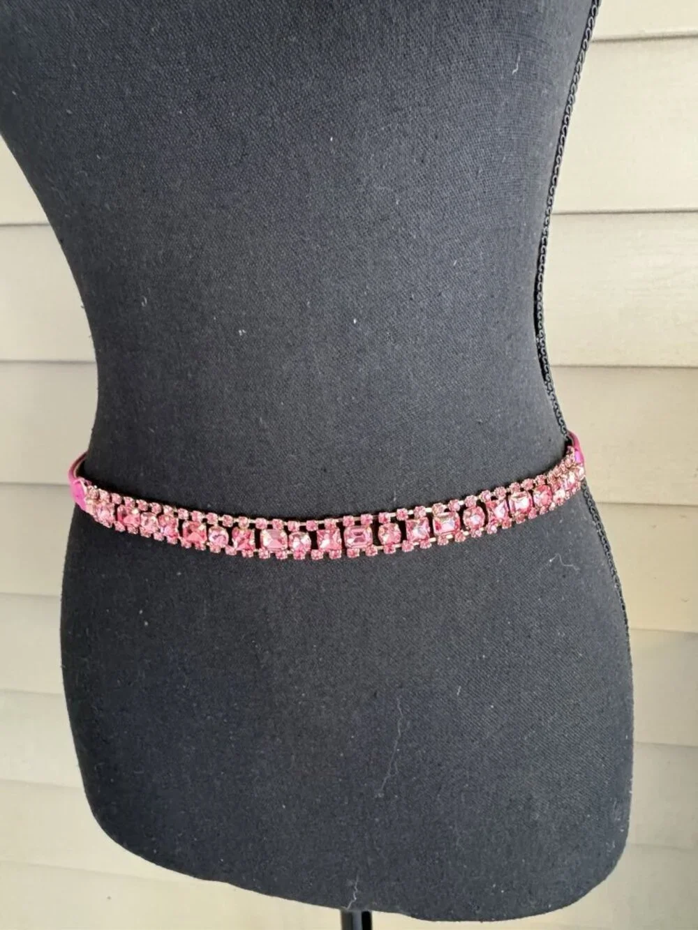 MAX MARA ITALY Thin Pink Crystal Satin Leather Belt M Medium 29-31